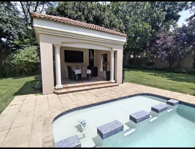 3 BEDROOM HOUSE FOR SALE IN COUNTRY LIFE PARK